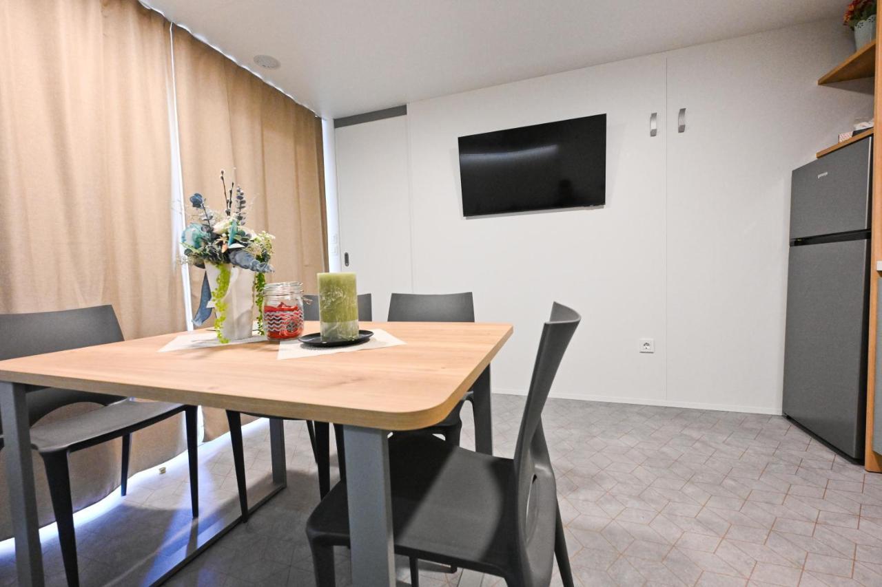O'Live Premium Mobile Home ドラゲ エクステリア 写真