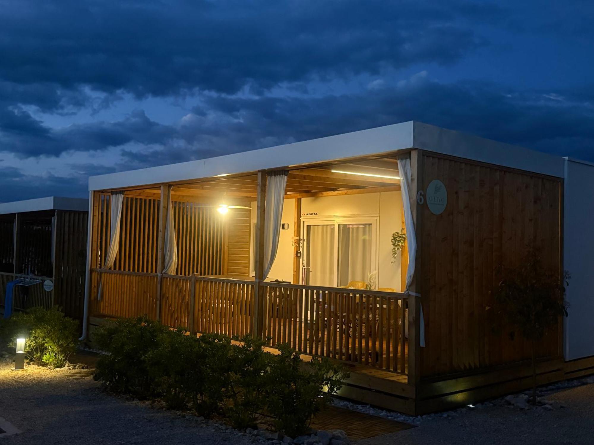 O'Live Premium Mobile Home ドラゲ エクステリア 写真